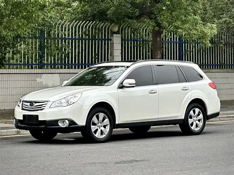 Subaru Outback, 2011