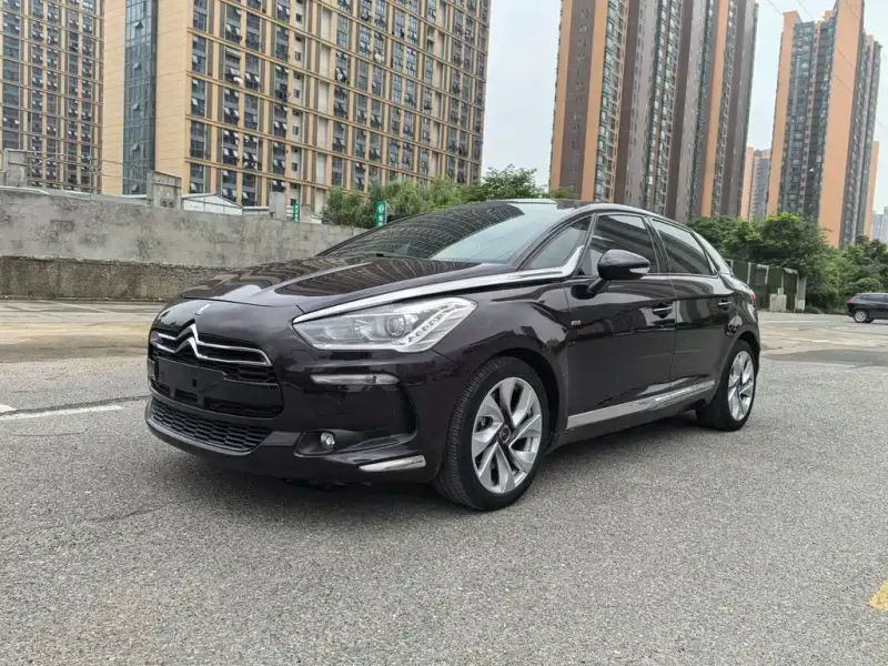 DS 5, 2016
