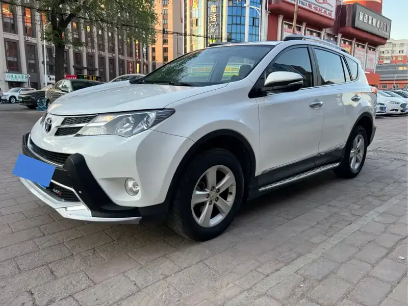 Toyota RAV4, 2013 — фото 1
