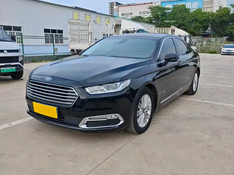 Ford Taurus, 2017