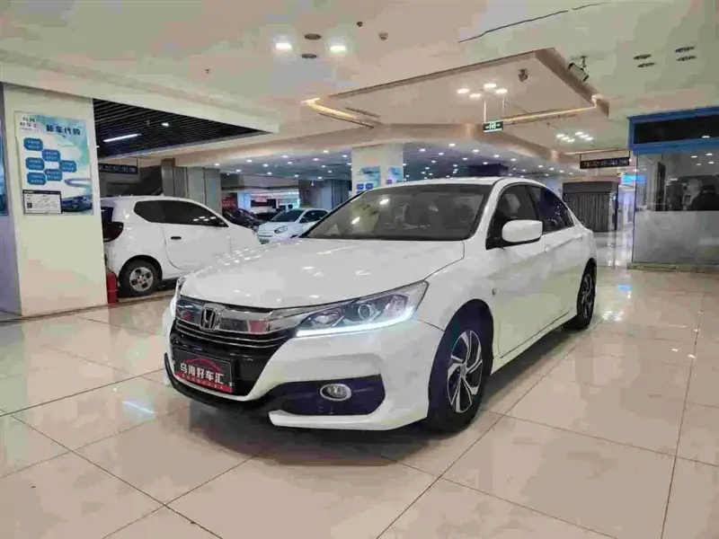 Honda Accord, 2018 — фото 1