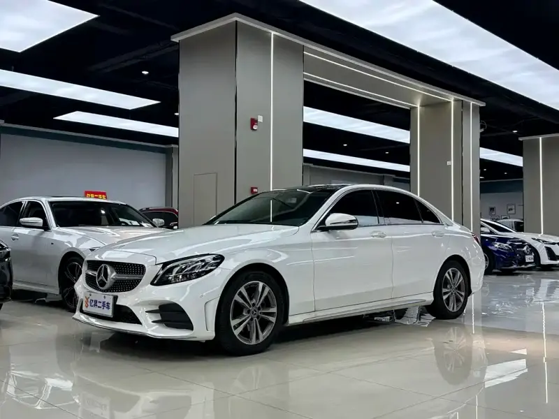 Mercedes-Benz C-Class, 2022