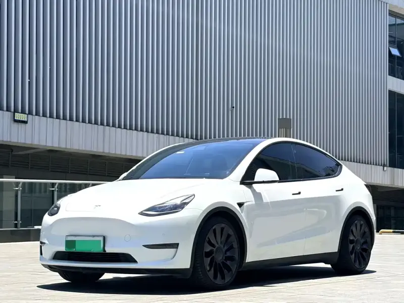 Tesla Model Y, 2021
