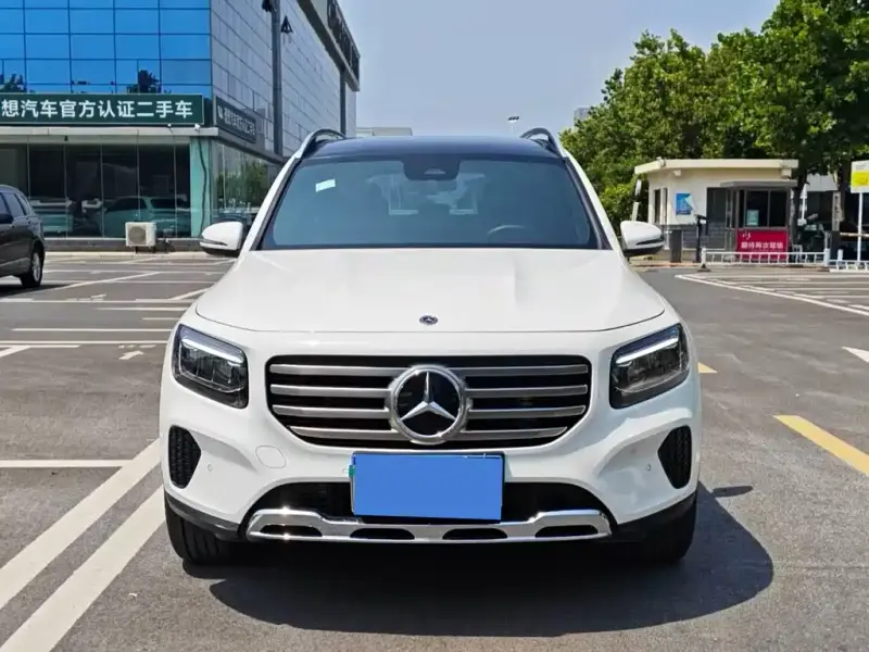 Mercedes-Benz GLB, 2023