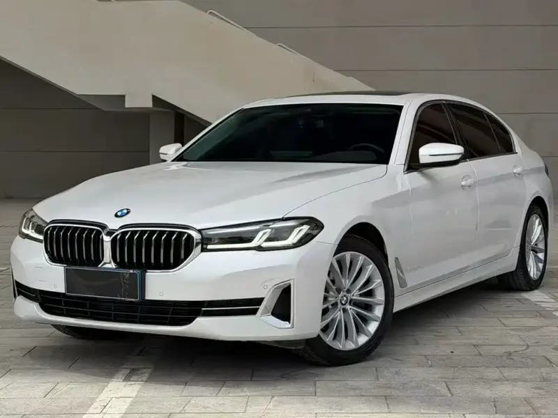 BMW 5 Series, 2022 — фото 1