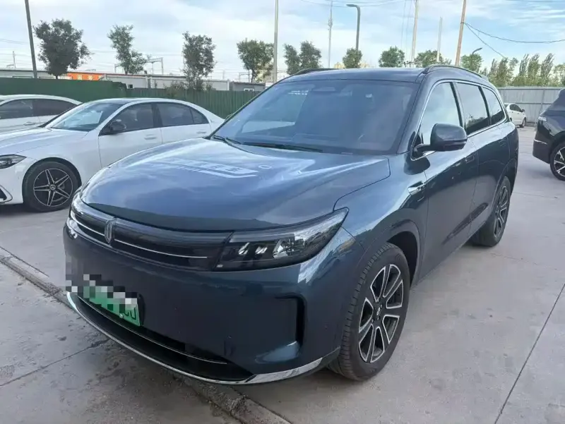 AITO M7, 2025