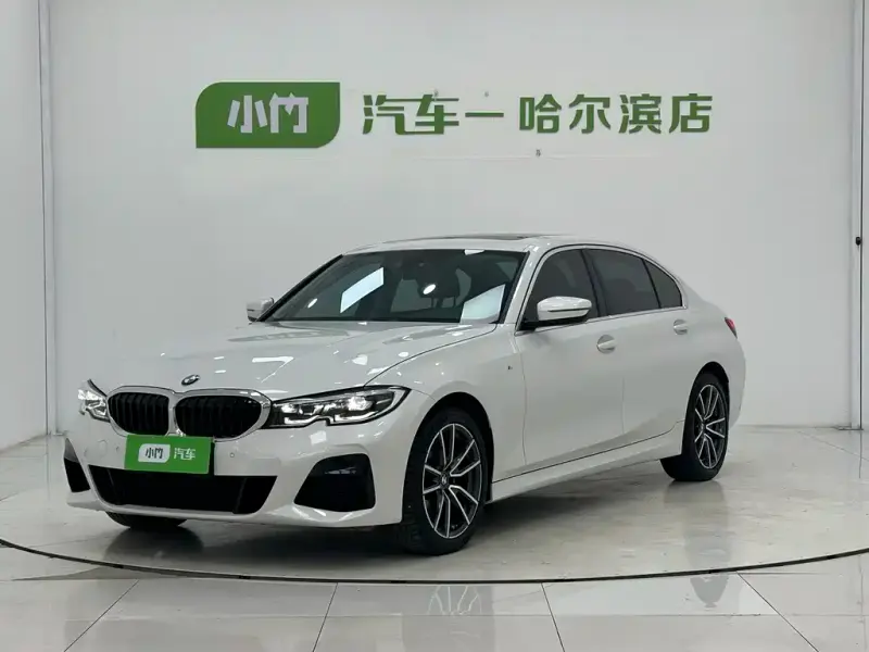 BMW 3 Series, 2022