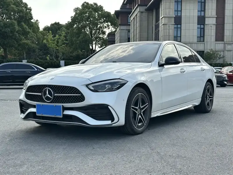 Mercedes-Benz C-Class, 2025
