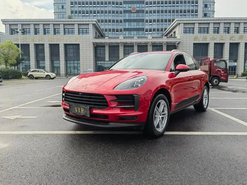 Porsche Macan, 2022