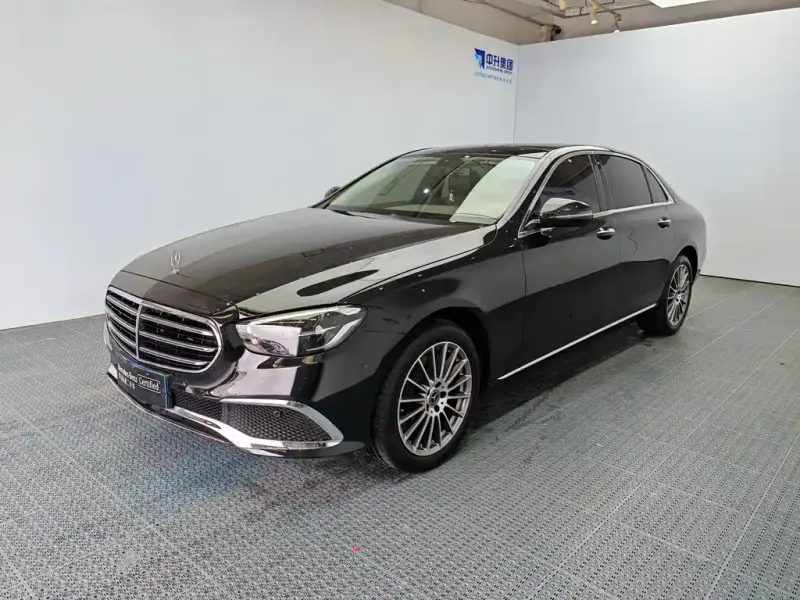 Mercedes-Benz E-Class, 2023