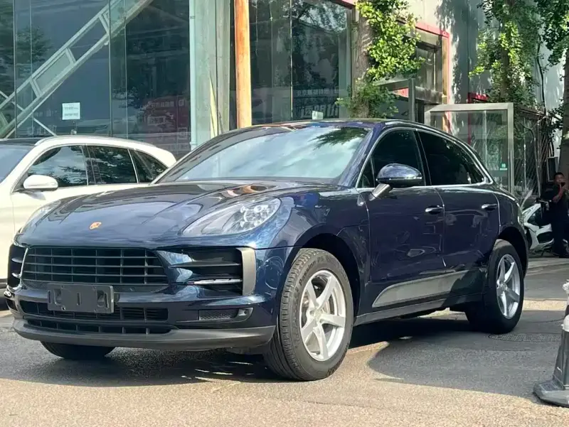 Porsche Macan, 2021