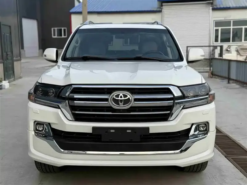 Toyota Land Cruiser, 2014