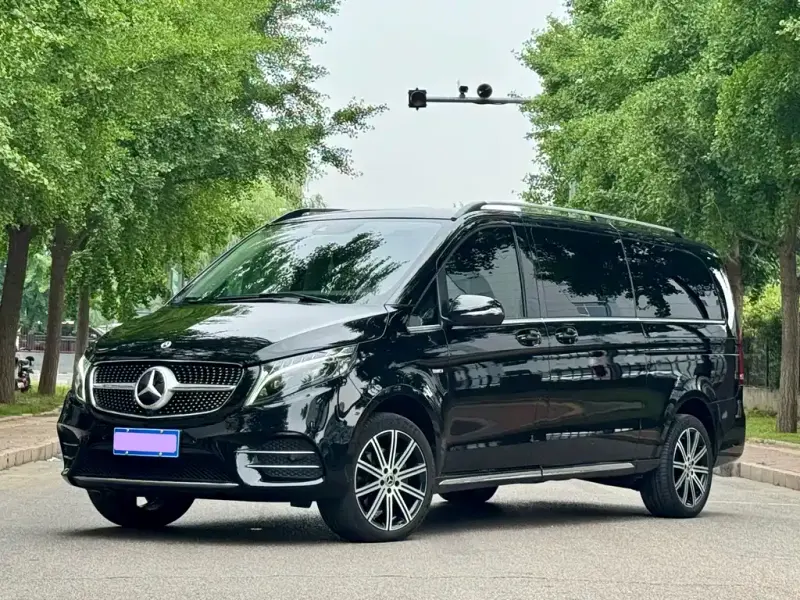 Mercedes-Benz V-Class, 2023 — фото 1