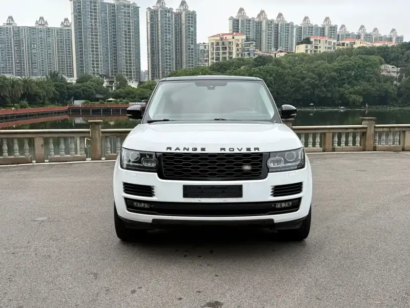 Land Rover Range Rover, 2015
