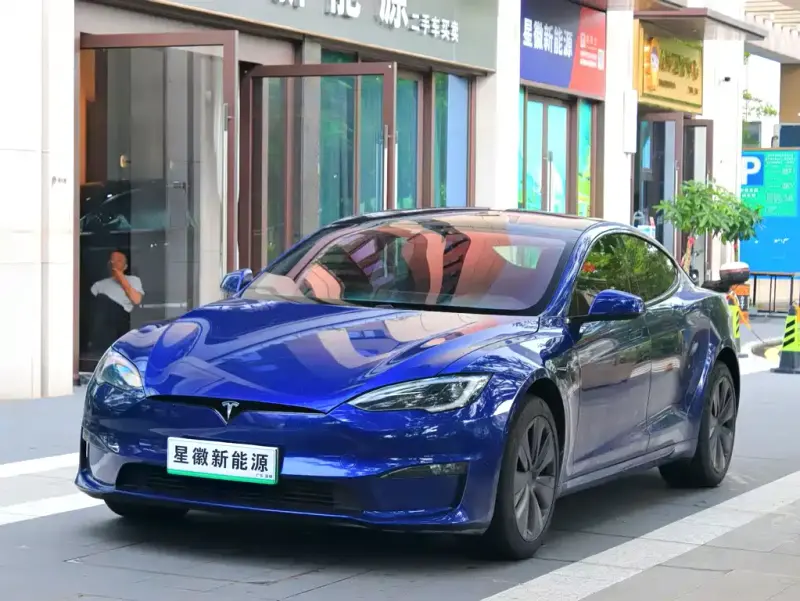 Tesla Model S, 2023