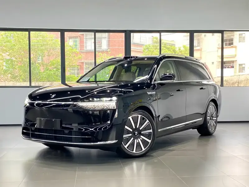 AITO M9, 2025