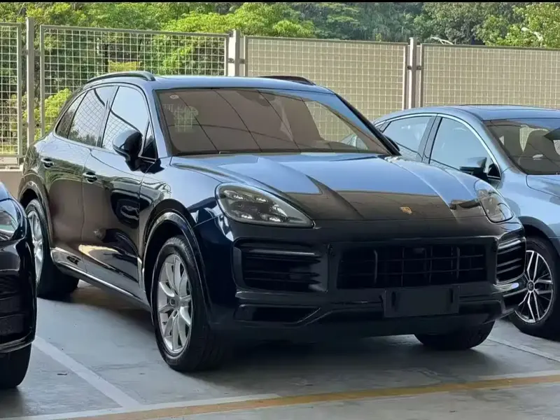 Porsche Cayenne, 2022