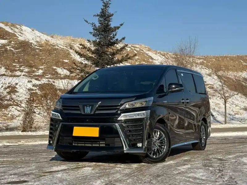 Toyota Vellfire, 2023