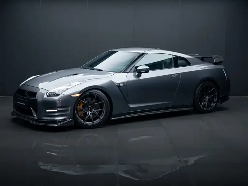 Nissan GT-R, 2011