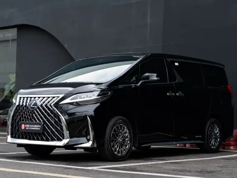 Lexus LM, 2020