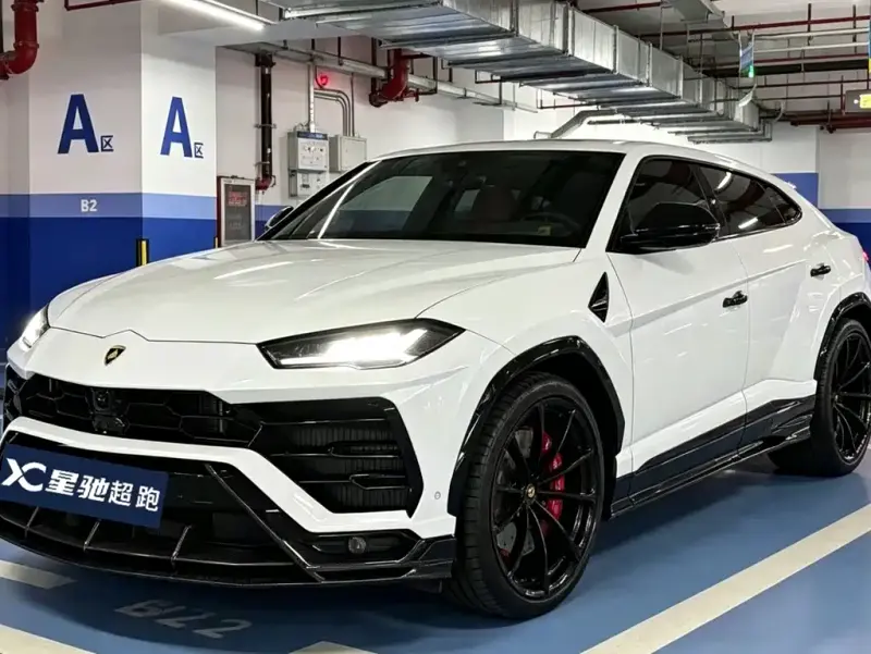 Lamborghini Urus, 2020
