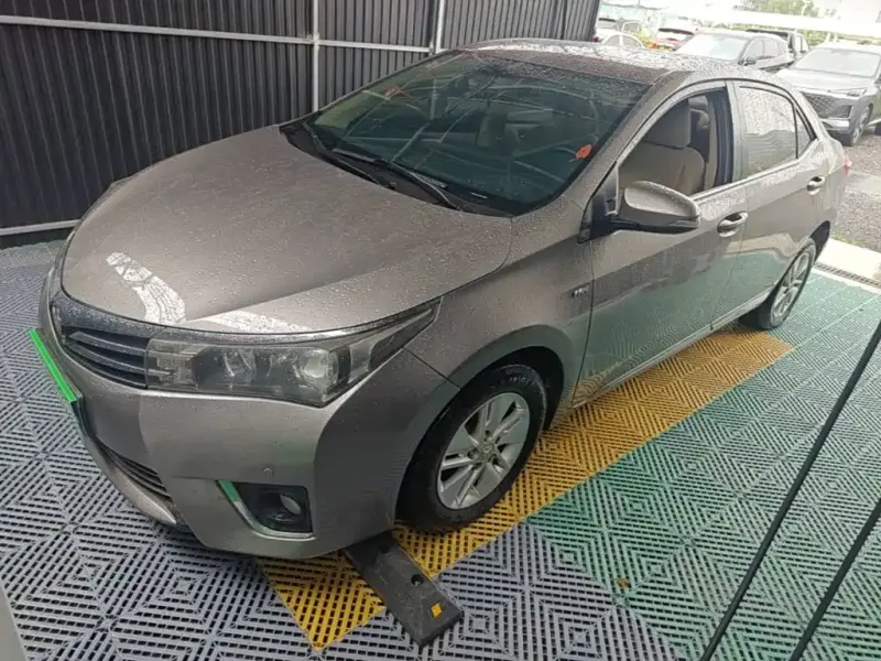 Toyota Corolla, 2015 — фото 1