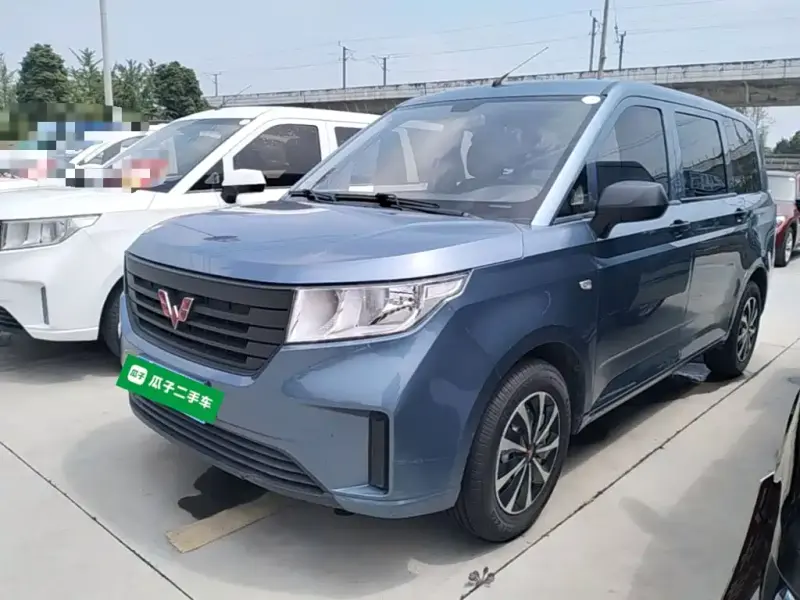 Wuling Hongguang PLUS, 2022