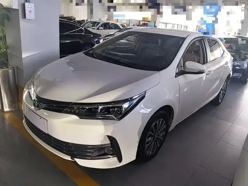 Toyota Corolla, 2019 — фото 1
