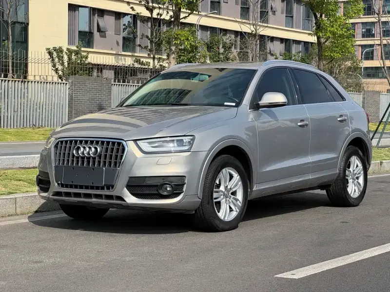 Audi Q3, 2014 — фото 1