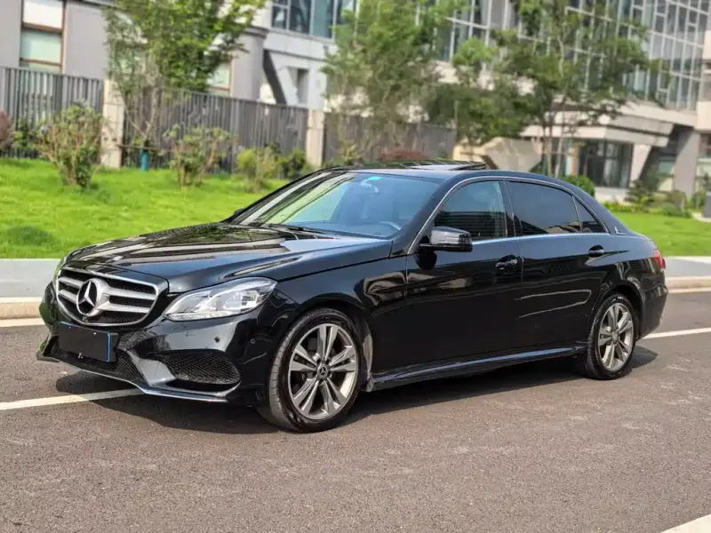 Mercedes-Benz E-Class, 2015