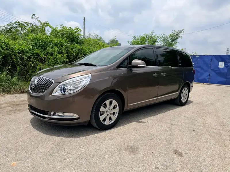 Buick GL8, 2015