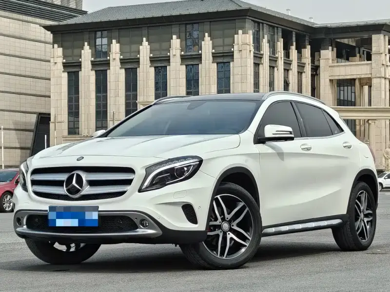 Mercedes-Benz GLA, 2017 — фото 1