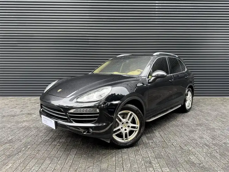 Porsche Cayenne, 2014