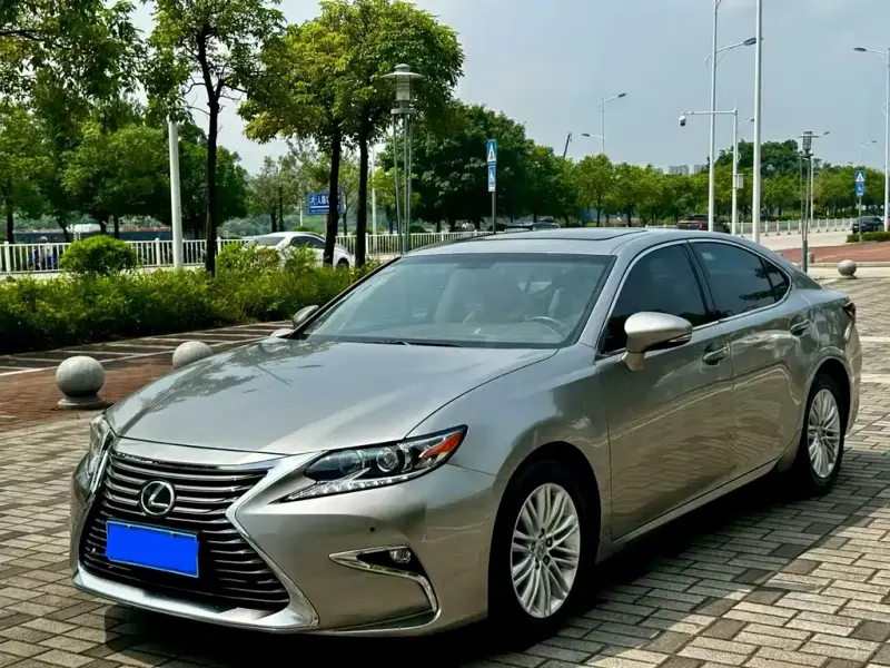 Lexus ES, 2017 — фото 1