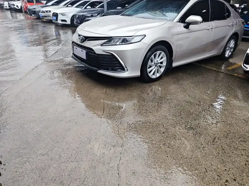 Toyota Camry, 2023
