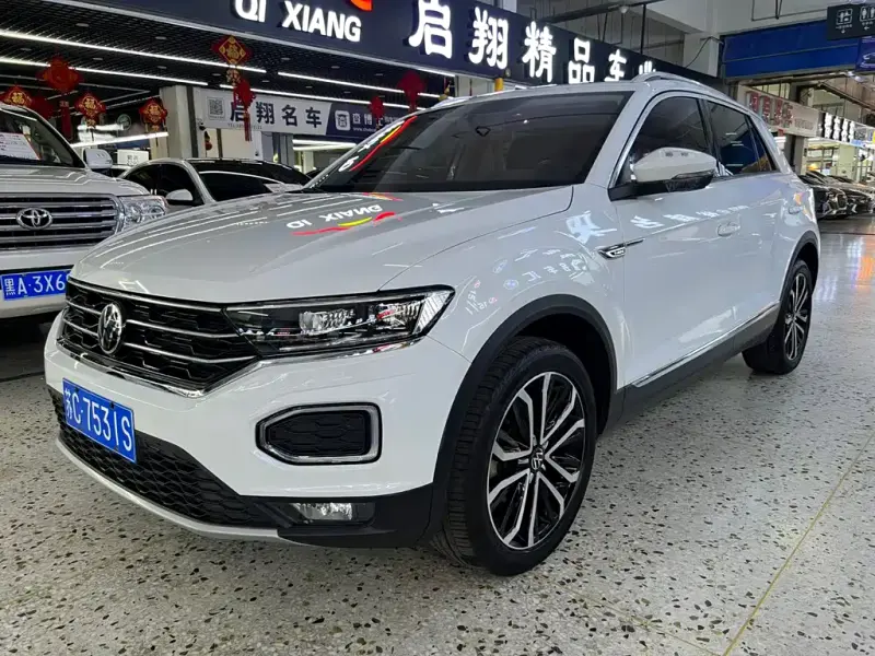 Volkswagen T-Roc, 2022 — фото 1