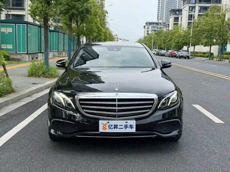 Mercedes-Benz E-Class, 2017