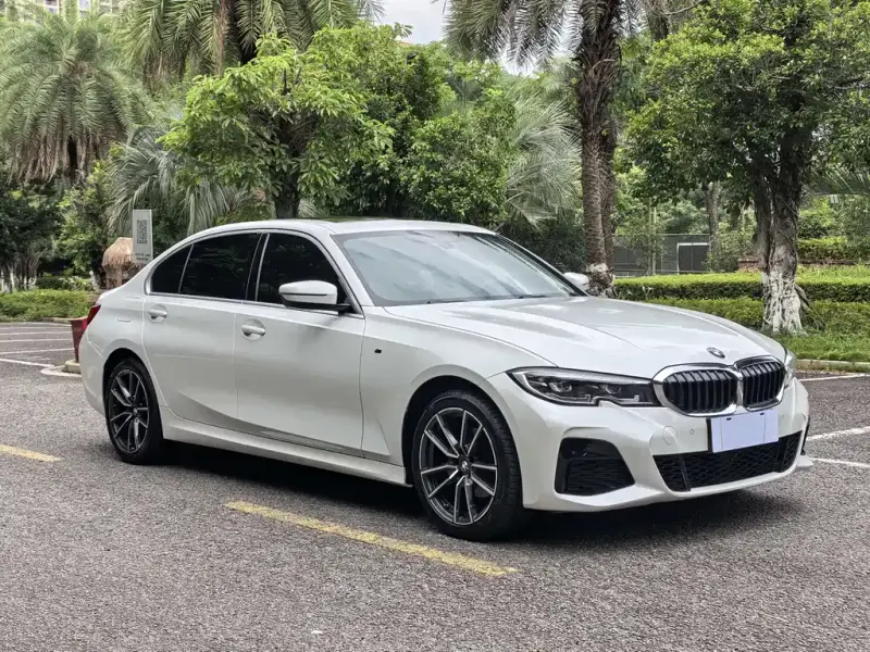 BMW 3 Series, 2021