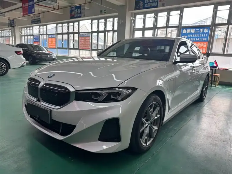 BMW i3, 2023
