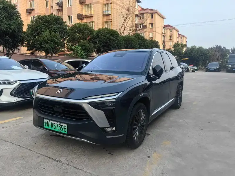 NIO ES8, 2021