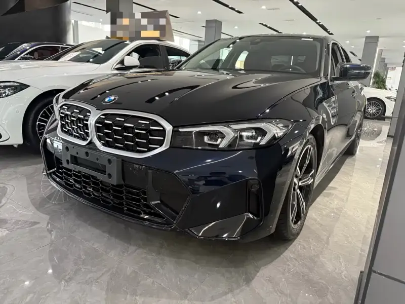 BMW 3 Series, 2023