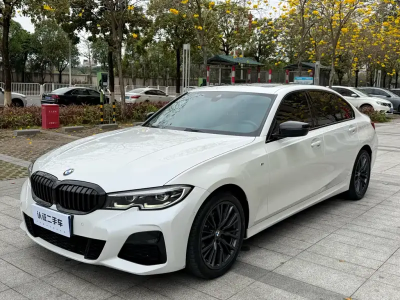BMW 3 Series, 2021