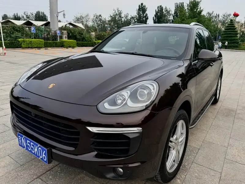 Porsche Cayenne, 2015