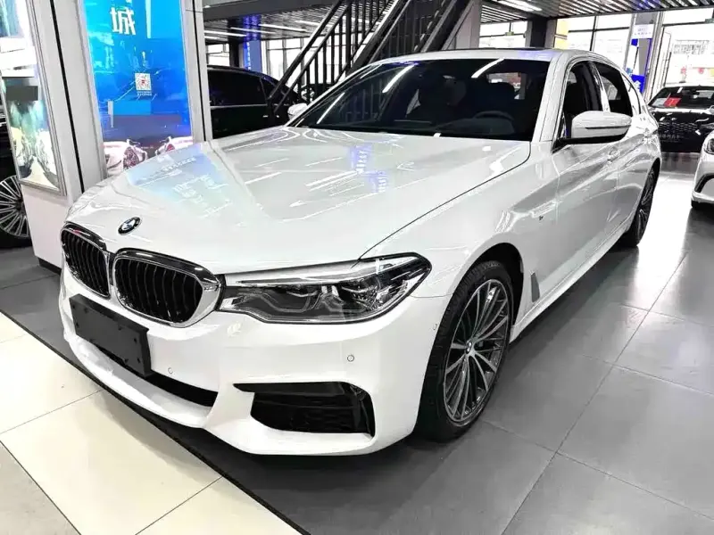 BMW 5 Series, 2020