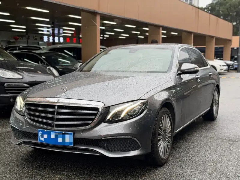 Mercedes-Benz E-Class, 2020 — фото 1