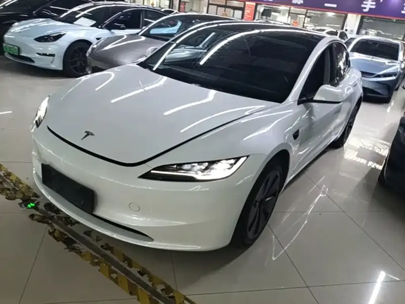 Tesla Model 3, 2024