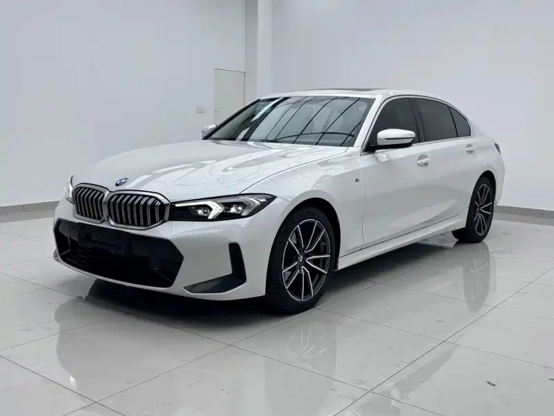BMW 3 Series, 2023