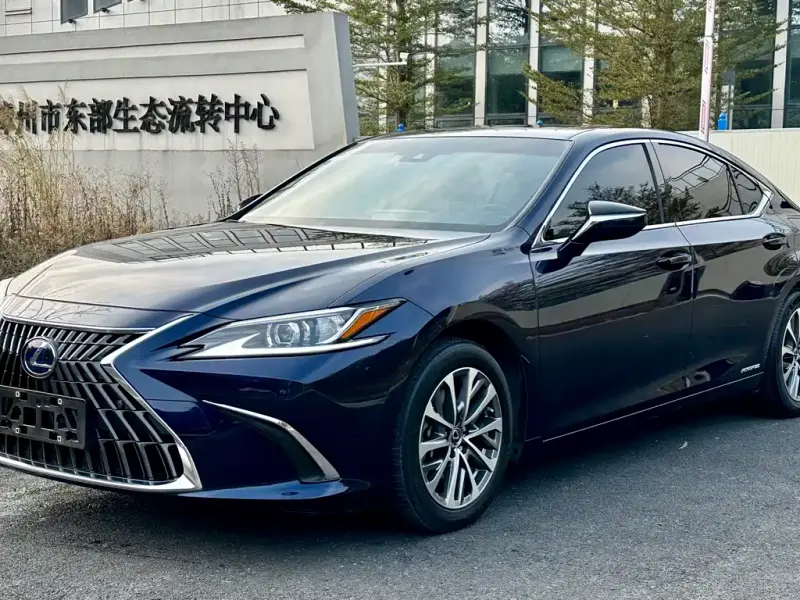 Lexus ES, 2022 — фото 1