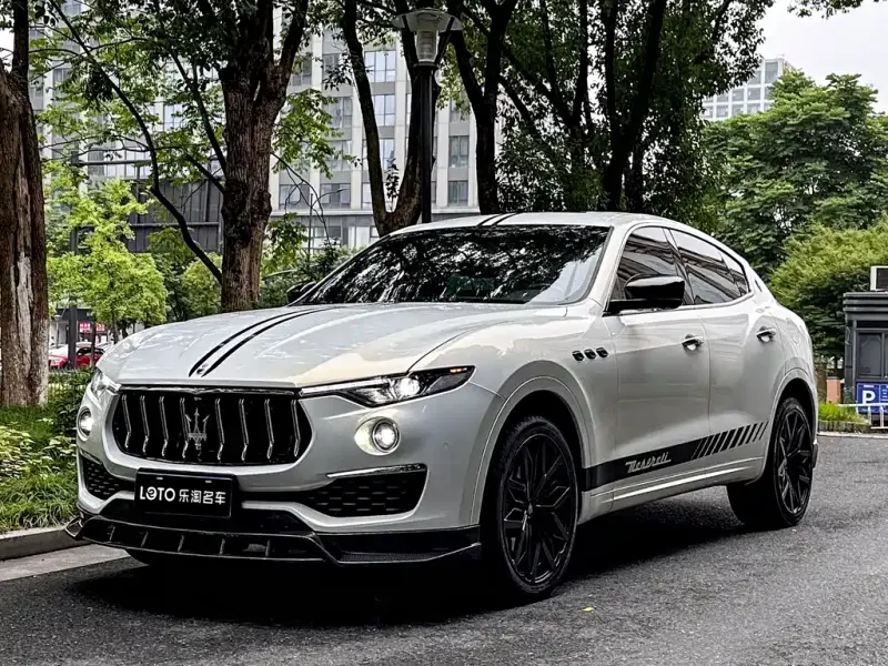 Maserati Levante, 2022