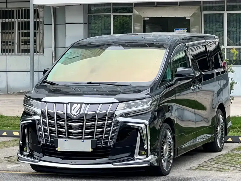 Toyota Alphard, 2017